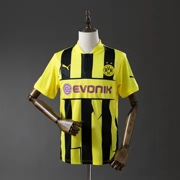 Borussia Dortmund 2012/13 Home Jersey - Retro, front-view photograph