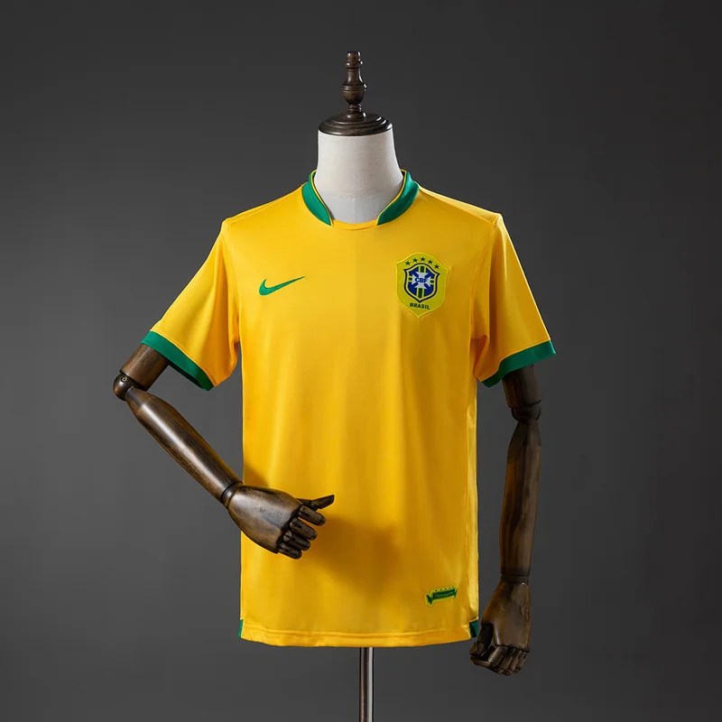 Brazil 2018 Home Jersey - Retro, front-view photograph