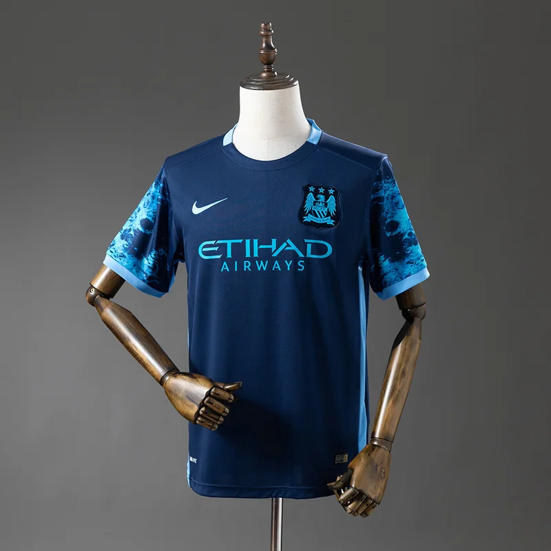 Manchester City 2015/16 Away Jersey - Retro, front-view photograph