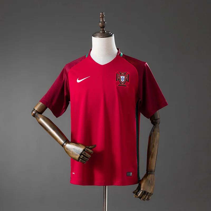 Portugal 2018 Home Jersey - Retro, front-view photograph